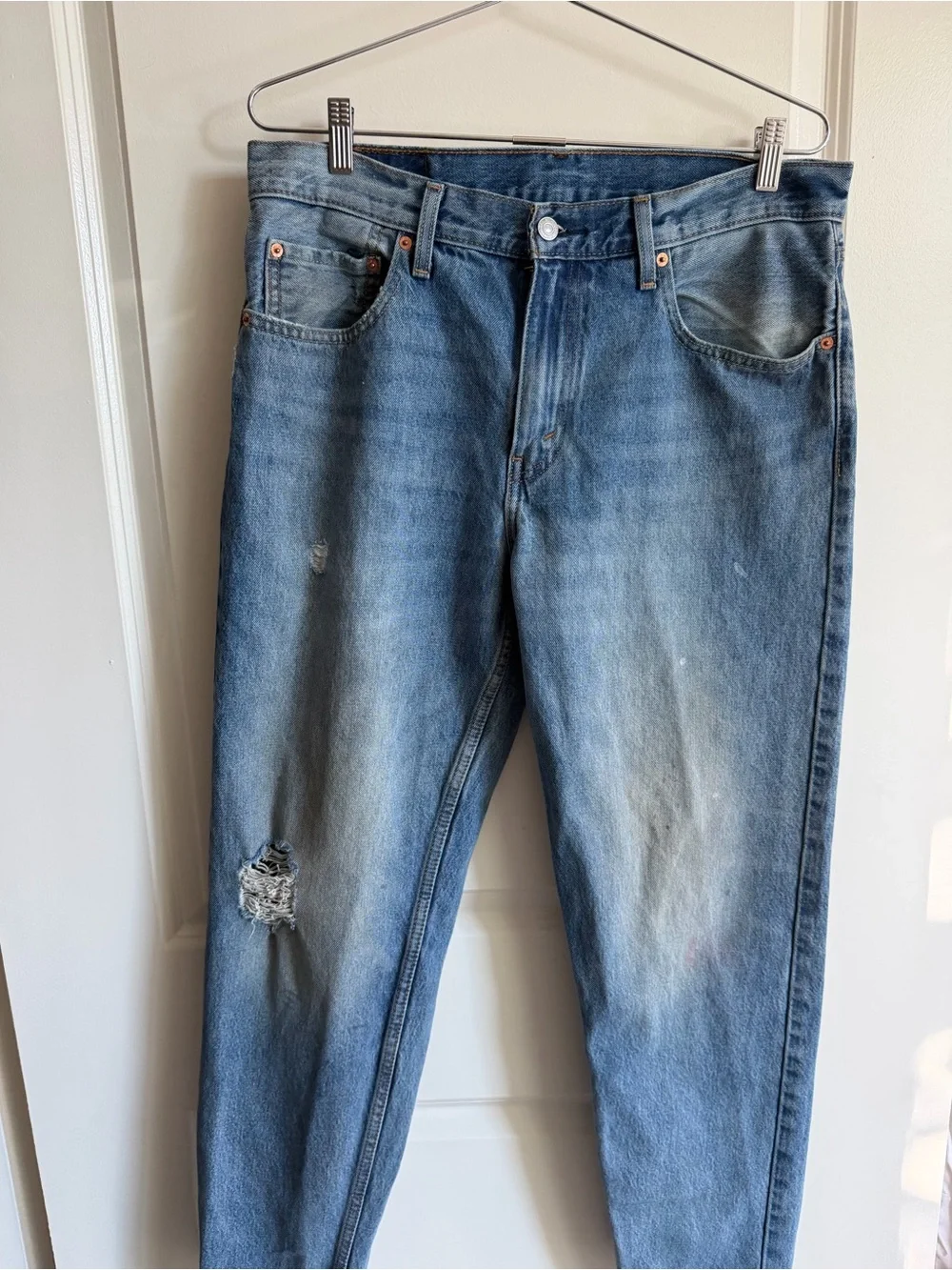 Levi's Men's Faded Blue Straight Jeans